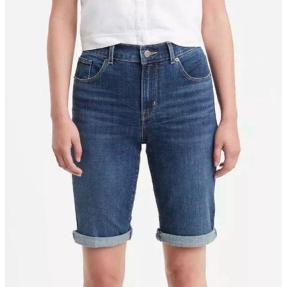 Levi’s classic high rise Bermuda jean shorts 31